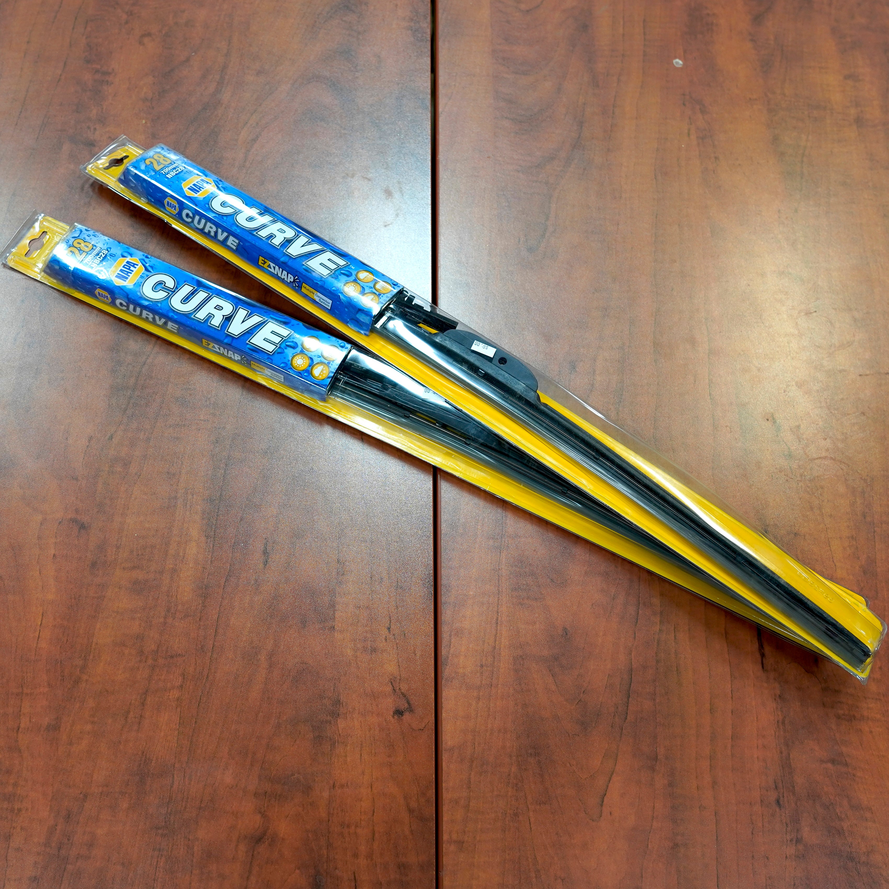 28-inch Napa Curve brand windshield wipers, new in the box.