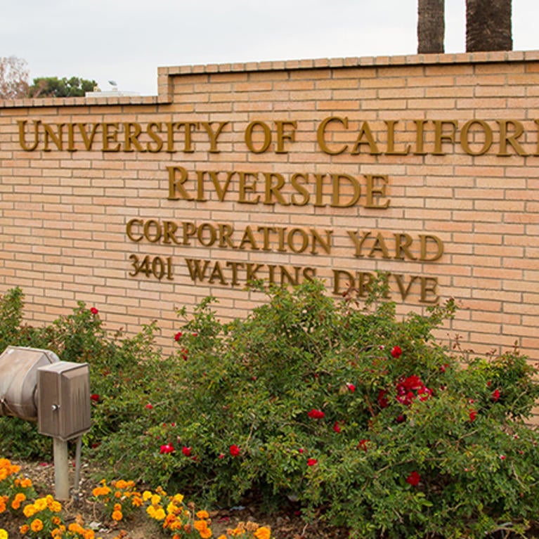 Curbside Service Now Available for UCR Mail Services